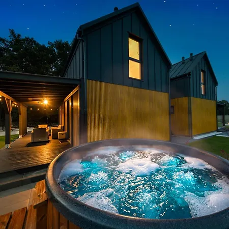 Ksiazeca Dolina Jacuzzi Sauna Dom Caloroczny Dolina Baryczy Prázdninový dům