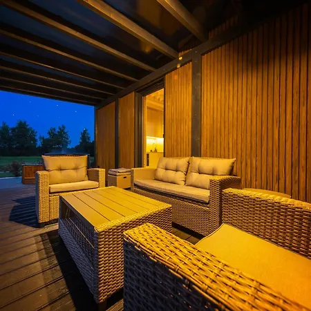 Prázdninový dům Ksiazeca Dolina Jacuzzi Sauna Dom Caloroczny Dolina Baryczy Zmigrod